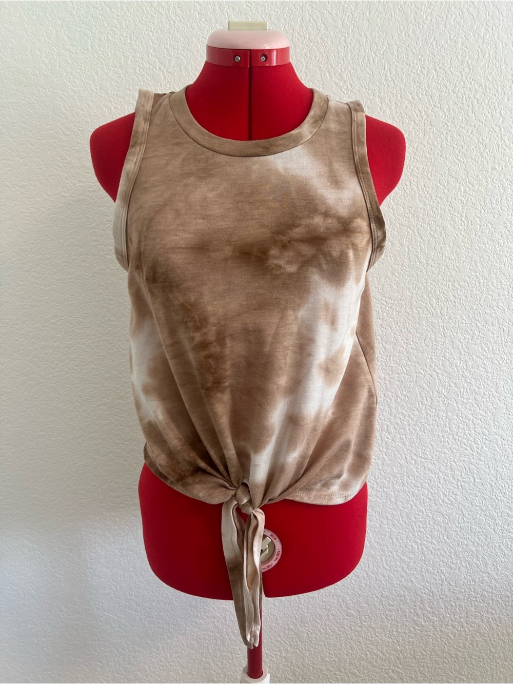 Sleeveless Tie-Front Tank Top in Brown Tie-Dye Small